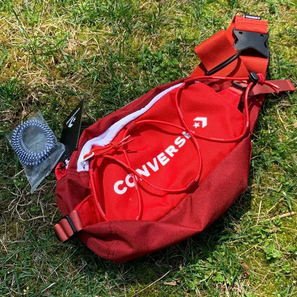 New With Tags Converse White Red Tactical Fanny Pack Bum Bag